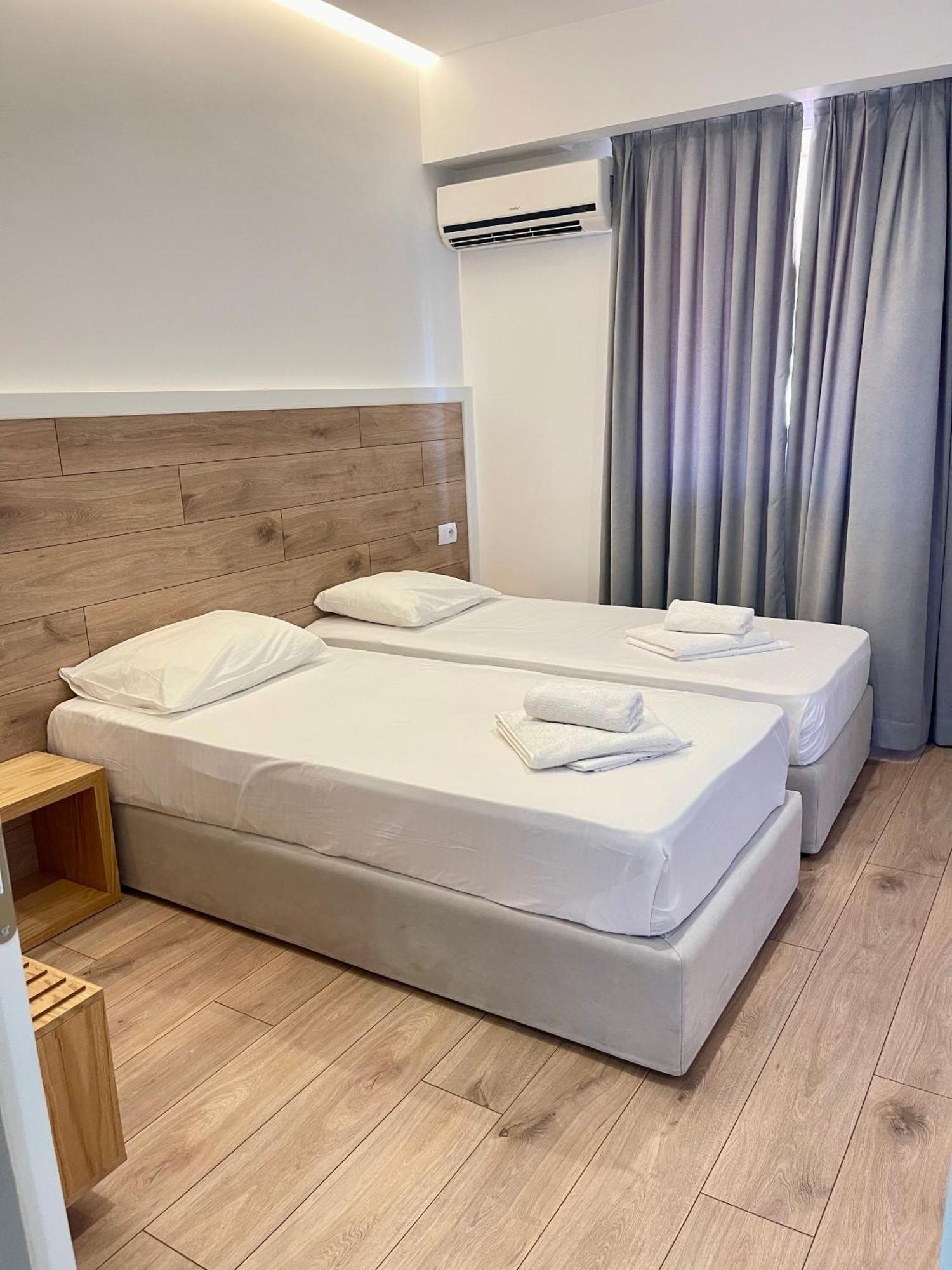 Hotel Aulona Саранда Экстерьер фото